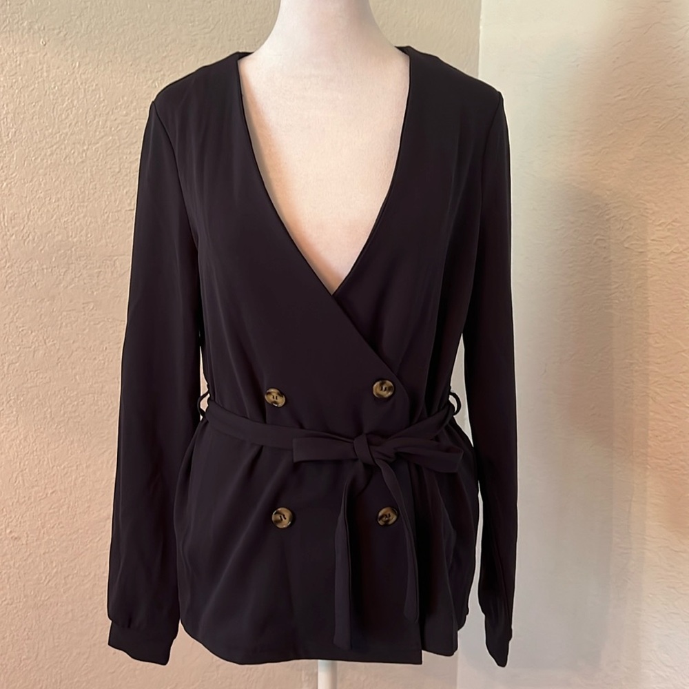 Women's blazer top